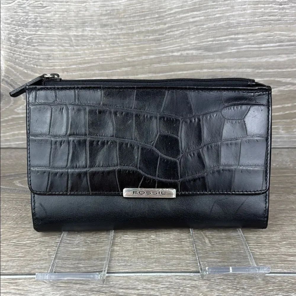 Fossil Black Avenue Croc-Embossed Leather Snap Open Tri-Fold Clutch Wallet